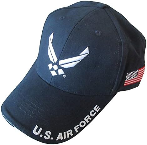 Američko ratno vazduhoplovstvo sa bejzbol kapom američke zastave. Tamnoplava