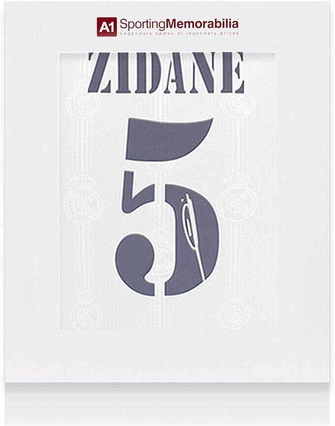 Zinedine Zidane potpisao je Real Madrid majicu - 2022-23, broj 5 - poklon kutija - nogometni dresovi